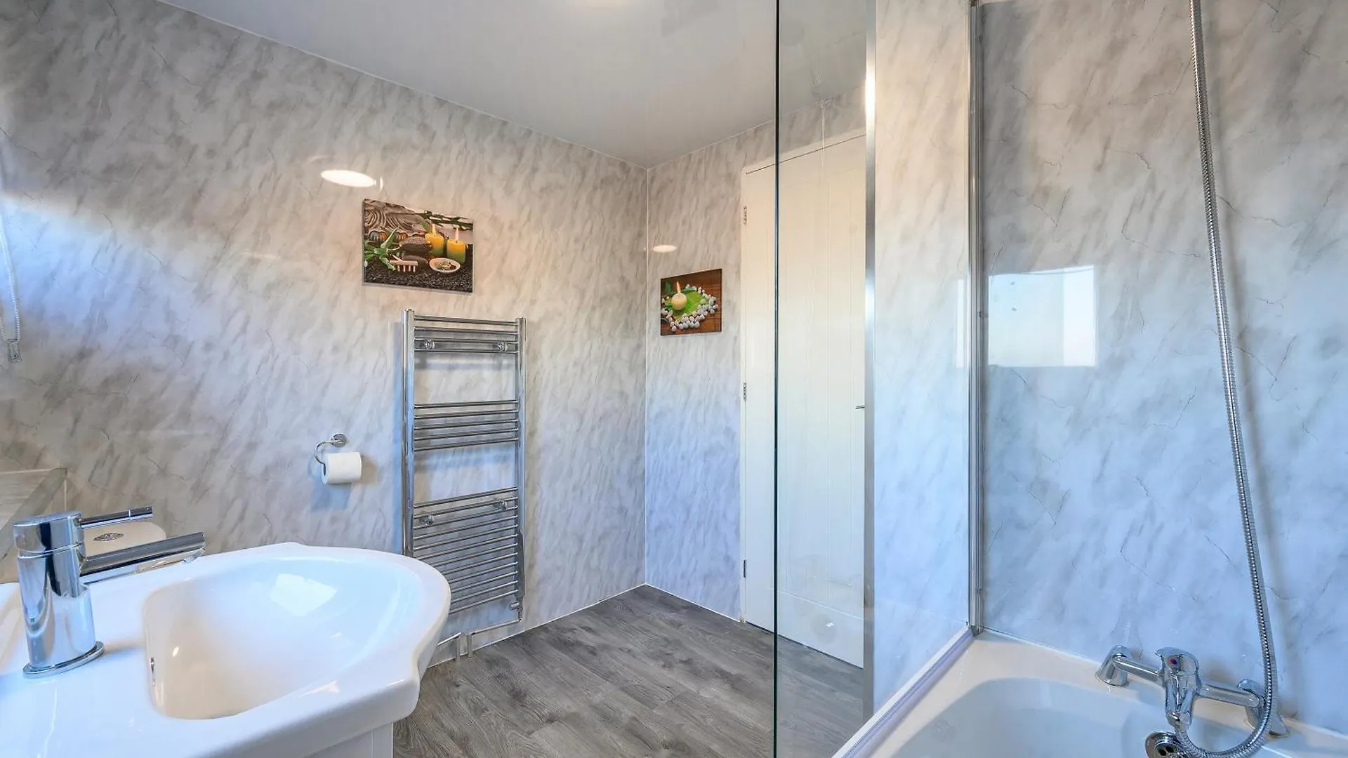 -Rcgs- For Your Relaxed, Cosy Stay, Free Parking Λιντς 0*,