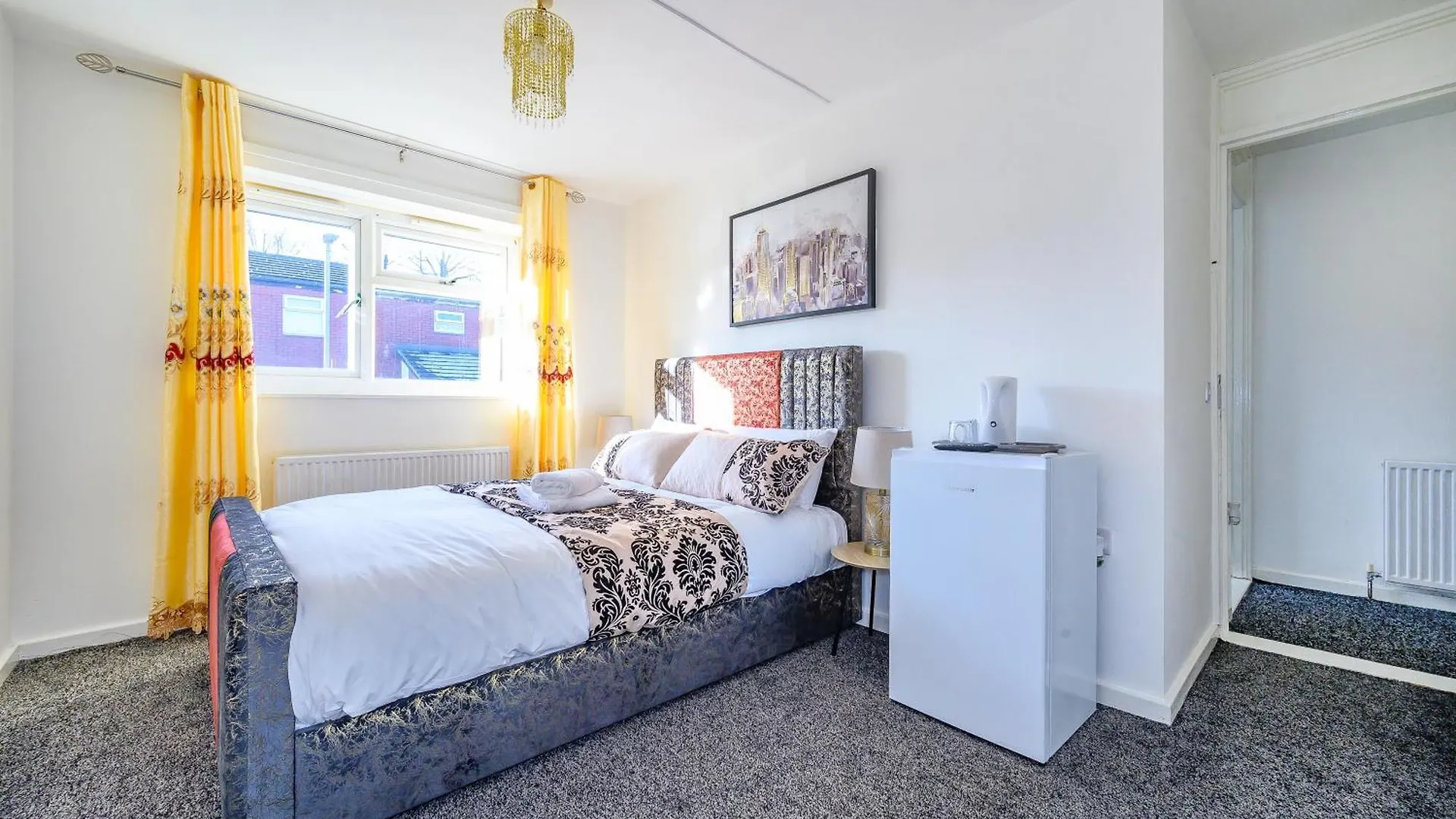 Δωμάτια σε οικογενειακή κατοικία -Rcgs- For Your Relaxed, Cosy Stay, Free Parking Λιντς Ηνωμένο Βασίλειο